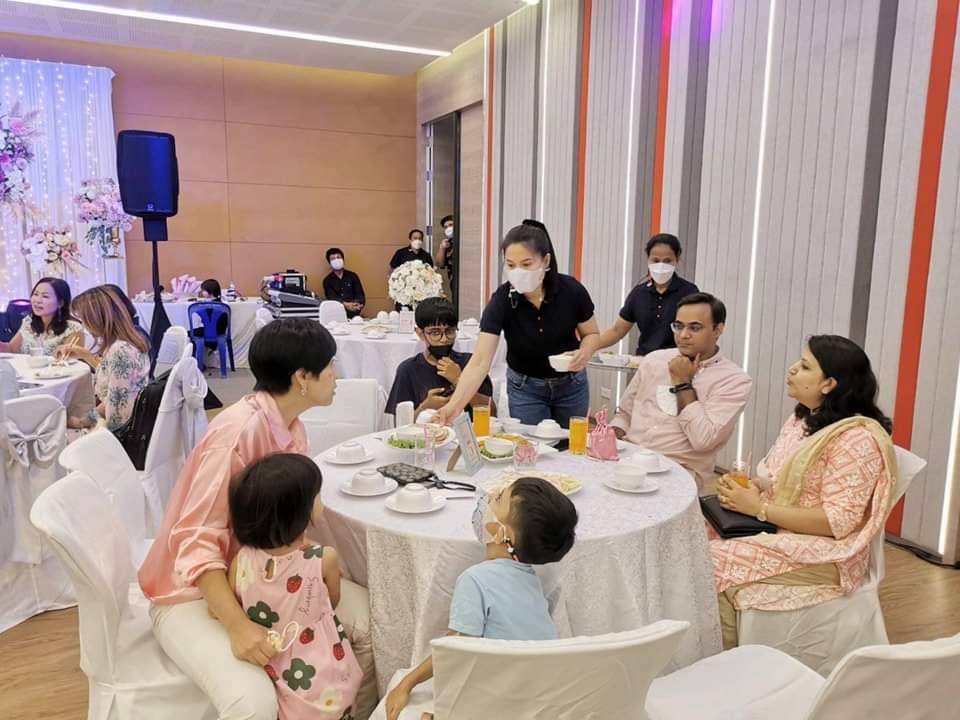 ปัญหาของการจัดโต๊ะจีน